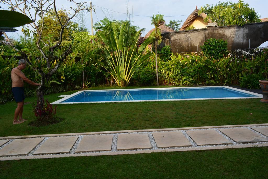 Villa Raquel Seminyak Værelse billede
