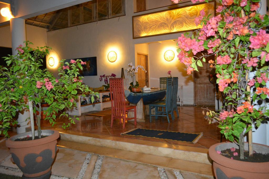 Villa Raquel Seminyak Værelse billede
